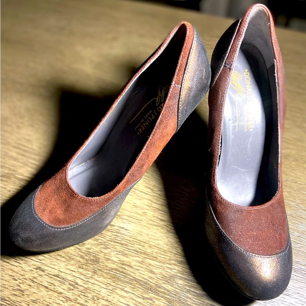 Donald J. Pliner Brown Suede and Metallic Pumps